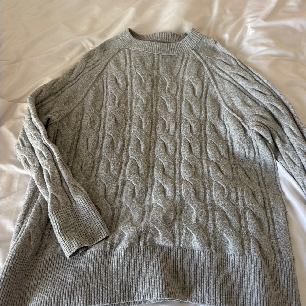 Aerie Light Gray Knit Sweater